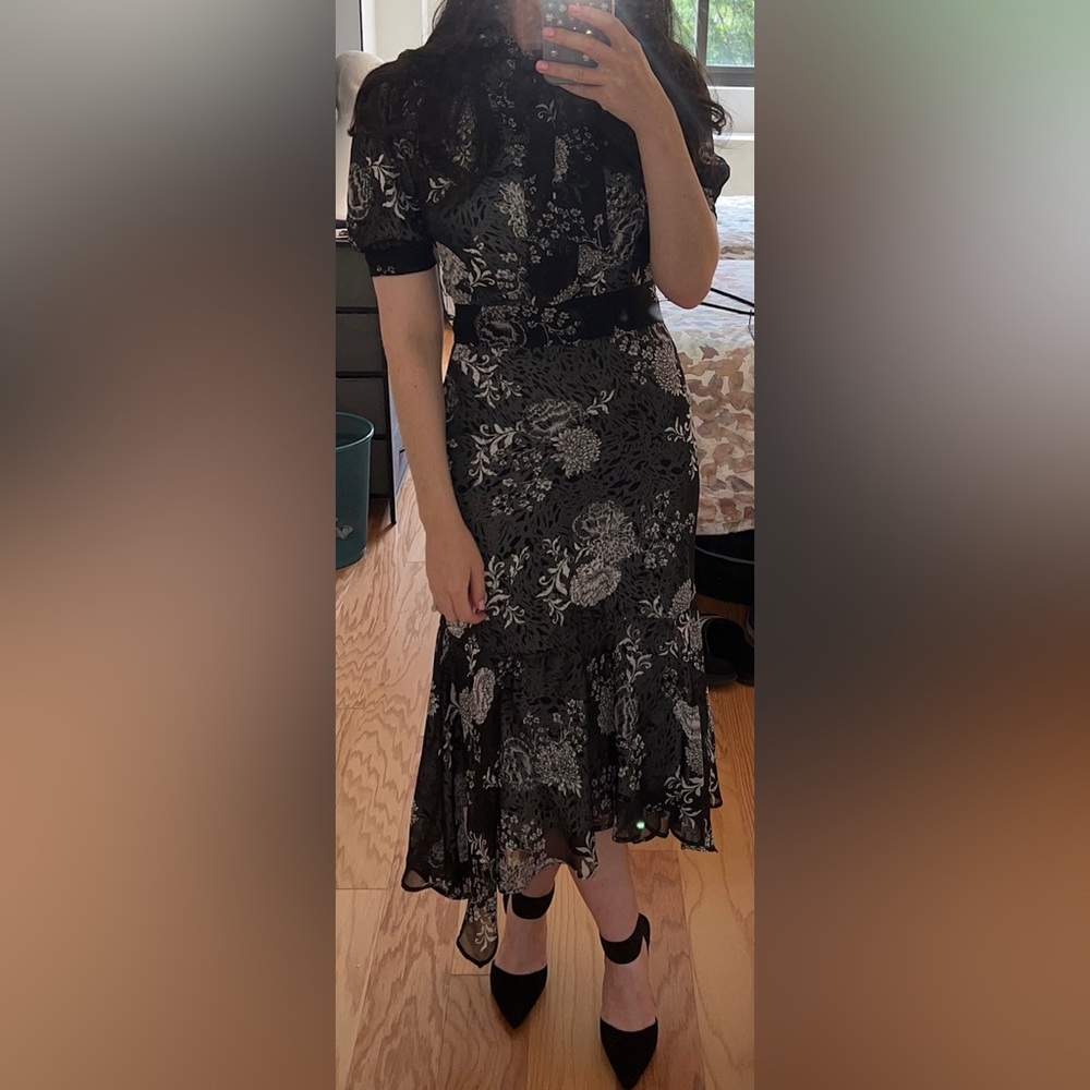 Puffer Sleeve Midi Dress